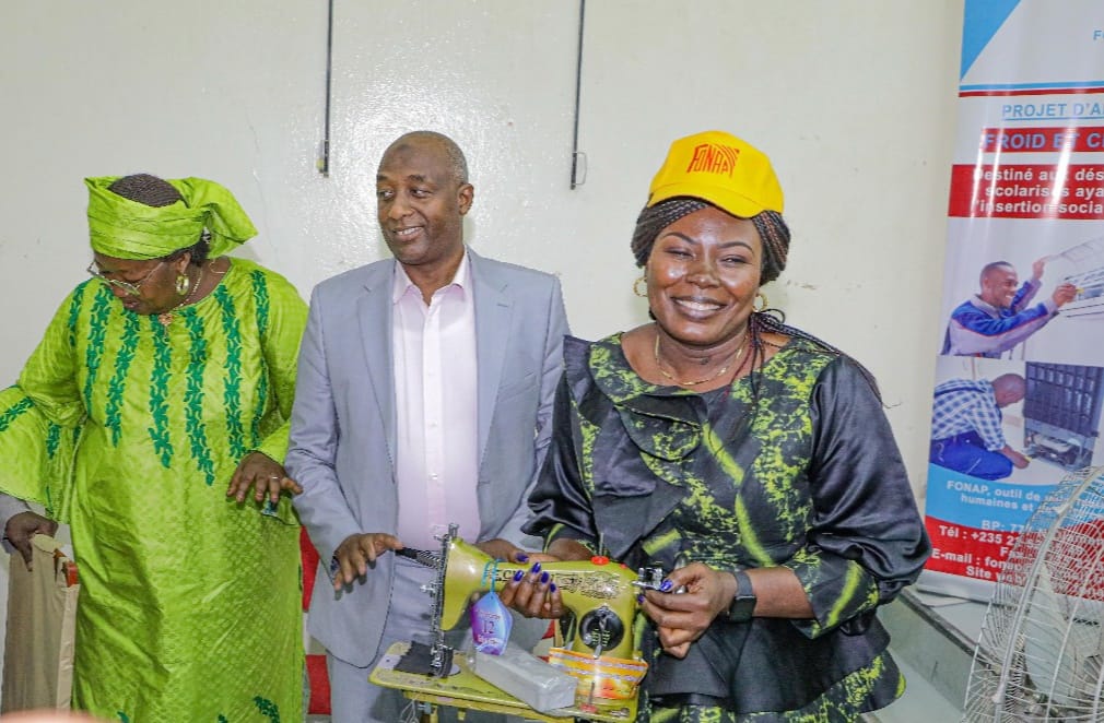 Cérémonie de remise des kits à 150 jeunes bénéficiaires formés en couture par le Centre Tachadia